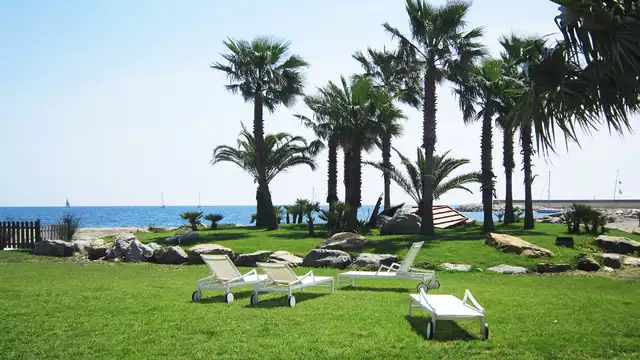 Weekend di lusso sulla Riviera Ligure in suite vista mare e con accesso alla spiaggia incluso