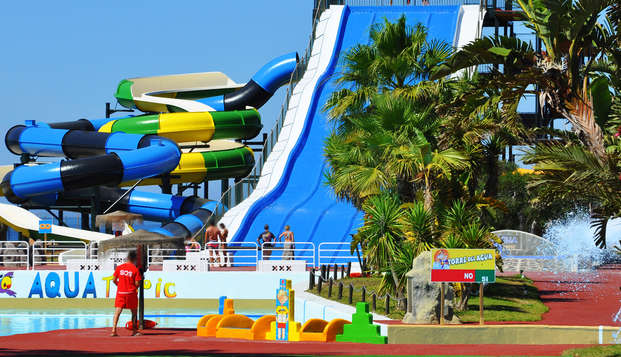Escapada en Almuñécar con Media pensión, entradas al aquatropic y con posibilidad de hasta 2 niños