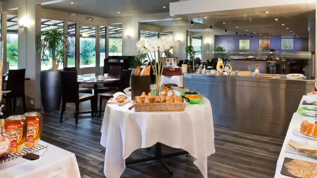 Cena junto al lago Bourget, en Chambéry
