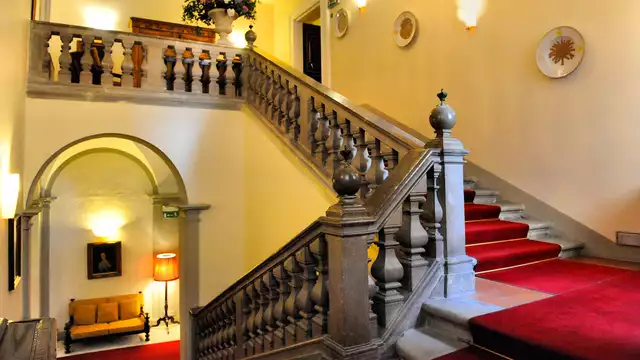 Weekend a Gubbio in un elegante palazzo medievale con colazione inclusa