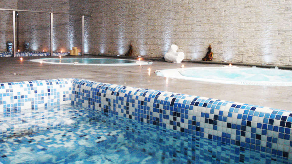 Hotel Granada Palace - edit_spa.jpg