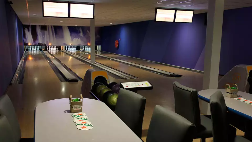 Bowling en groupe avec chambres et plaisirs culinaires dans le sud des Pays-Bas