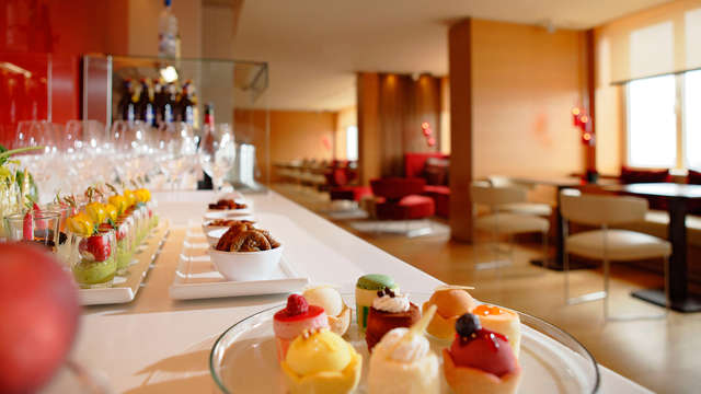 1 Toegang tot de lounge voor 2 volwassenen