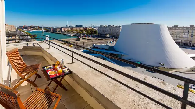 Verblijf met privé terras en zicht op het bekken van Le Havre