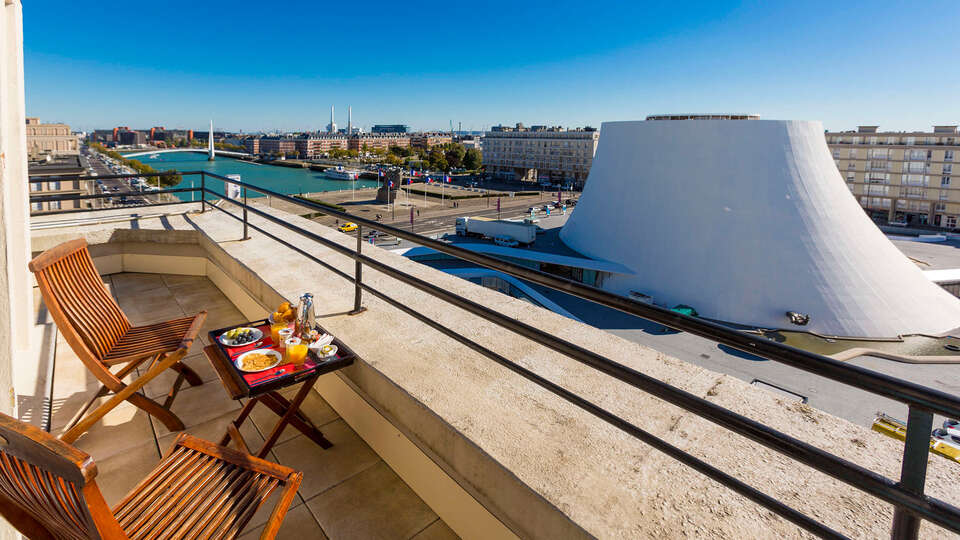 Week-end avec terrasse privative donnant sur le bassin du Havre