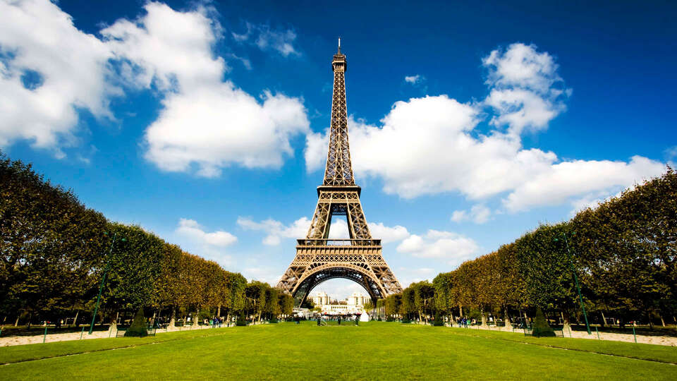 Week-end aux portes de Paris avec croisiere sur la Seine a partir de nuits