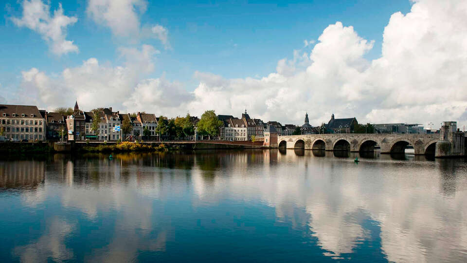 Ontdek het historische centrum van Maastricht vanaf nachten