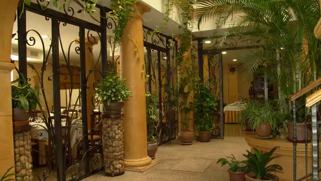 Escapada con desayuno y visita con cata a Bodegas Aldonza