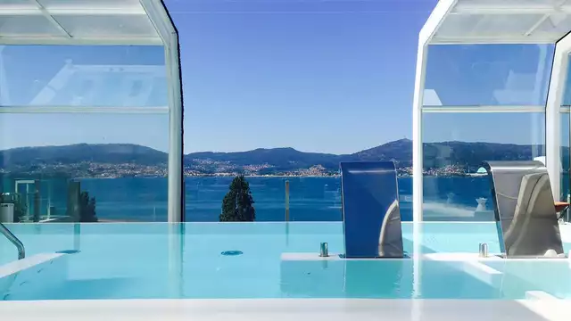 Eten & Wellness: Uitje met diner, spa en behandeling naar keuze in een 5 * in Vigo