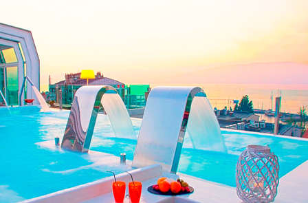 Week-end relax avec baignoire d'hydromassage dans un hôtel de luxe