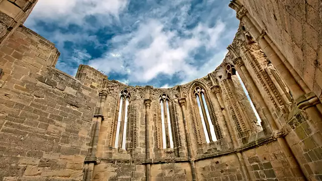 Visita Huete y las minas romanas y descansa como un rey en un palacete del siglo XVI