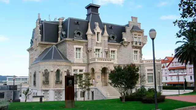 Offre Exclusive : Chambre supérieure en formule demi-pension face à la mer (à partir de 2 nuits)
