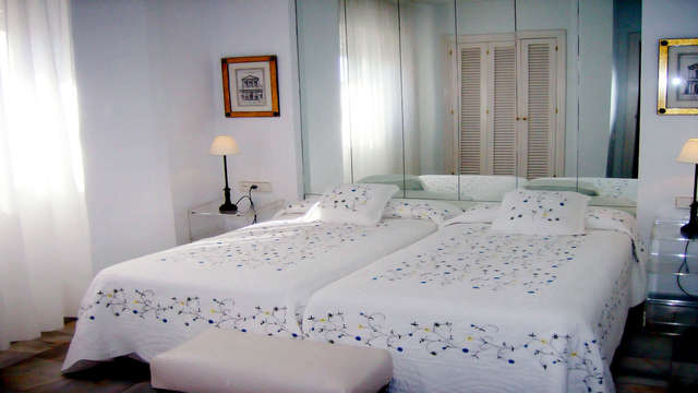 Hotel Suites Albayzin del Mar