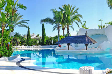 Plages de l'Alhambra: Suite supérieure avec dîner, cava et deux enfants gratuits à Almuñécar