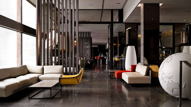 Noche y desayuno 4* a los pies de la Torre Eiffel