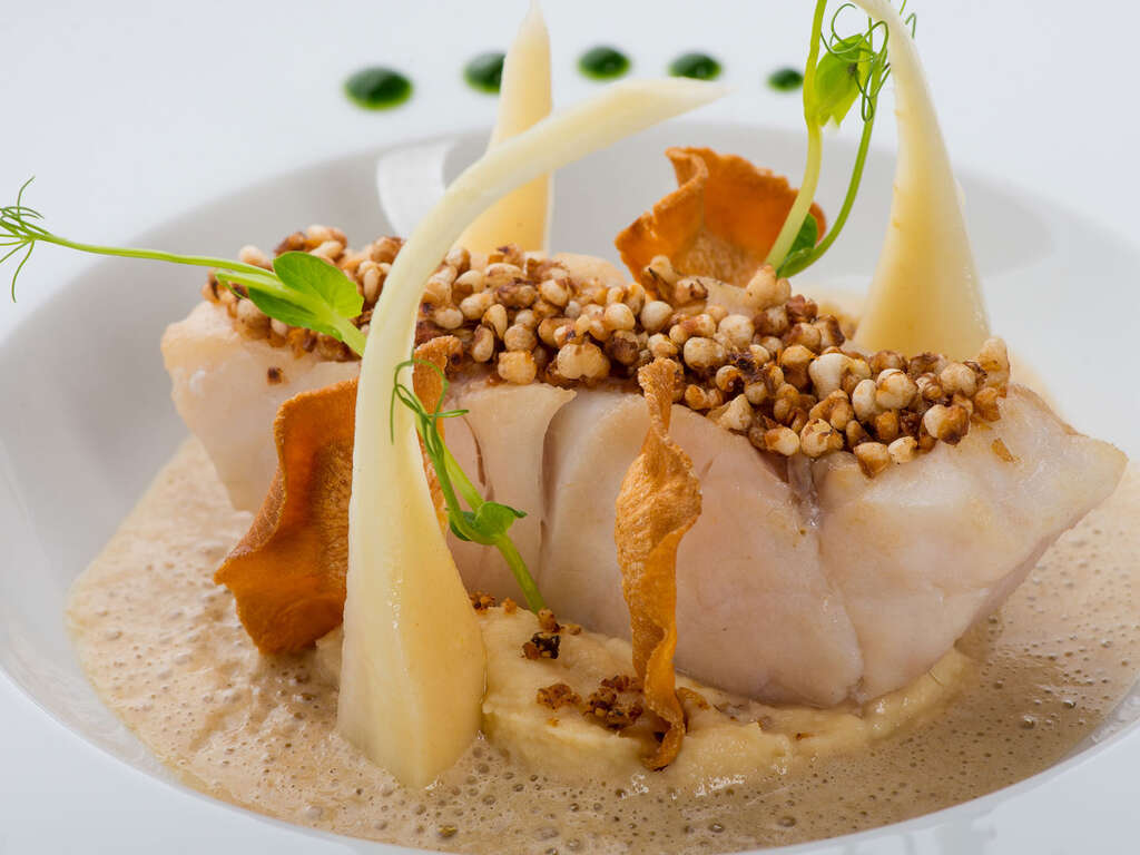 Parenthèse de charme et de gastronomie au coeur de la nature, près du Pont du Gard - 4* - 26