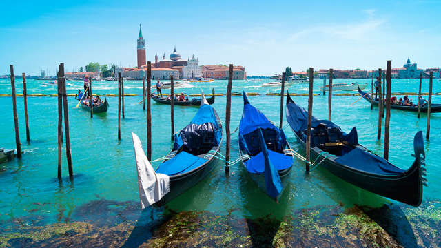 ¡Estancia muy cerca de Venecia con un paseo en góndola a un precio especial!