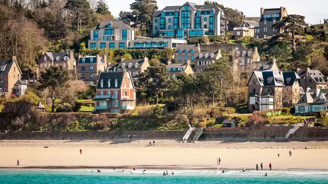 Lusso, spa di fronte al mare in un 5 stelle a Perros-Guirec