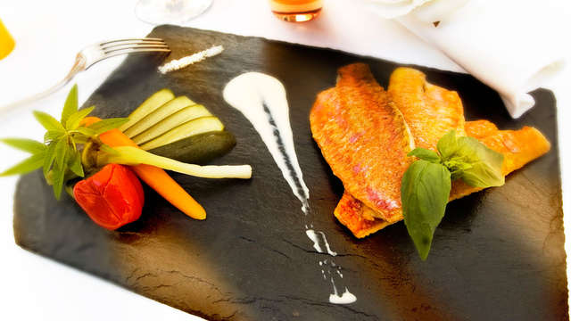 La Croix Blanche Fontevaud L Abbaye