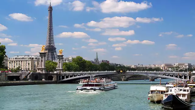 Stedentrip inclusief rondvaart op de Seine