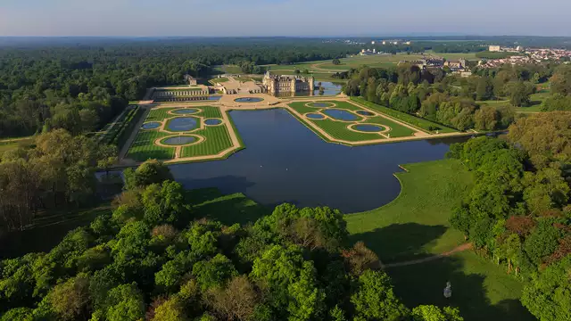 Verblijf nabij Parijs met bezoek aan Château de Chantilly