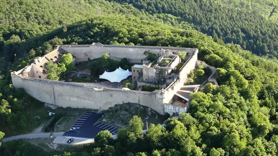 Relax y cultura en una antigua casa de postas con visita al castillo de Hohlandsbourg