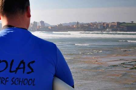 Escapada Top: clases de surf en Asturias en hotel 4* en la playa de Gijón