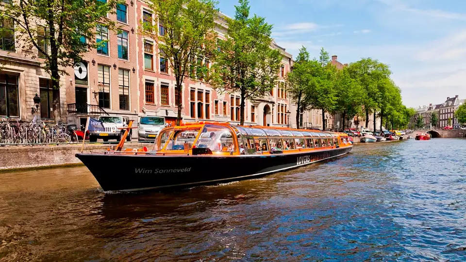 Escapada a Amsterdam con paseo en barco por los canales
