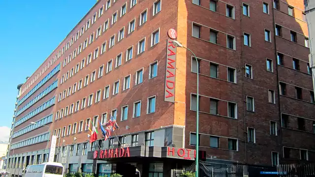 Offre a Naples dans le centre-ville avec diner inclus