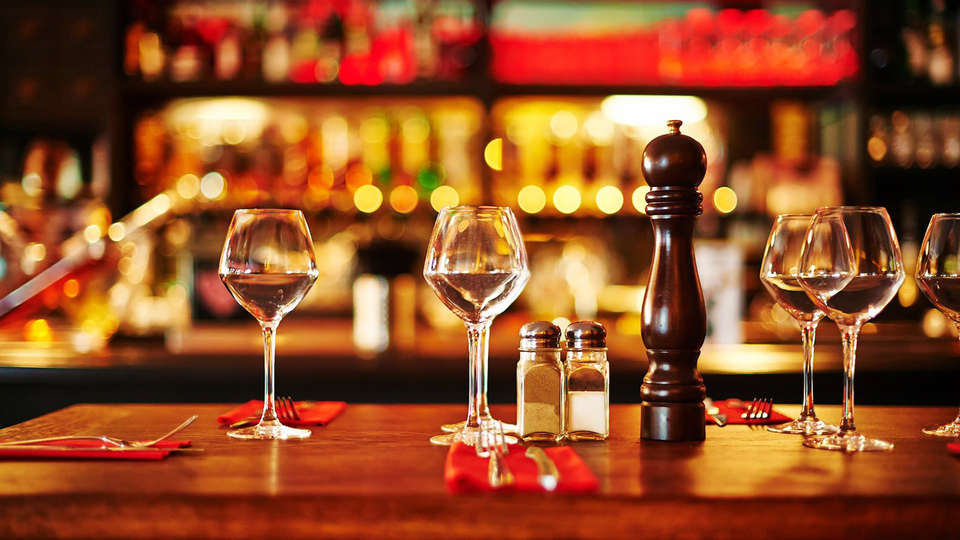 Hotel Barsey by Warwick - edit_bar_welcome.jpg