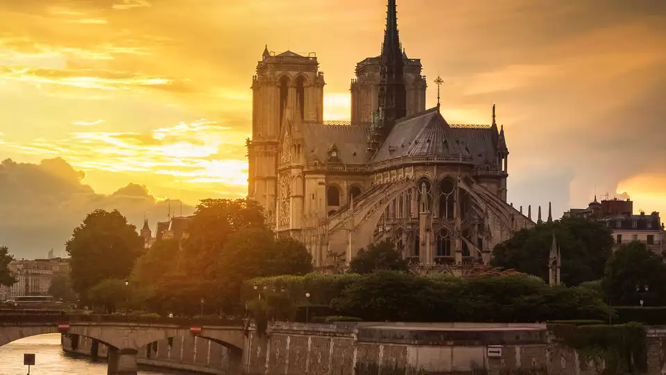 Alle porte di Parigi