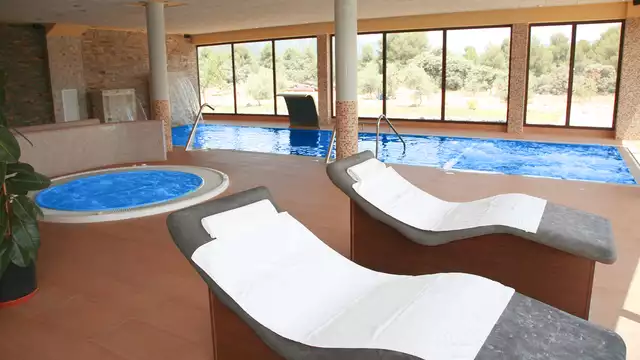 Relájate entre olivos en este hotel con spa, botella de cava y desayuno incluido