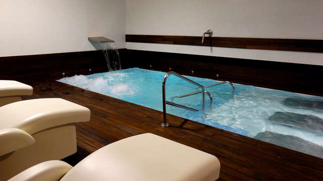 Relax total con acceso ilimitado a spa y botella de cava en este exclusivo hotel de Almansa