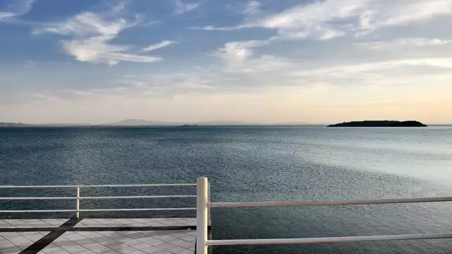 Soggiorno estivo con aperitivo incluso in riva al lago a Passignano sul Trasimeno