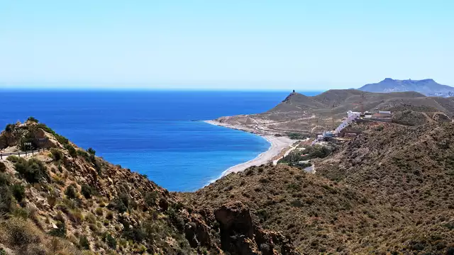 Relájate en este 5 estrellas con pensión completa en la costa de Almería