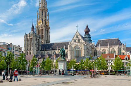 Luxe, sauna et petit-déjeuner avec bulles au cœur d'Anvers