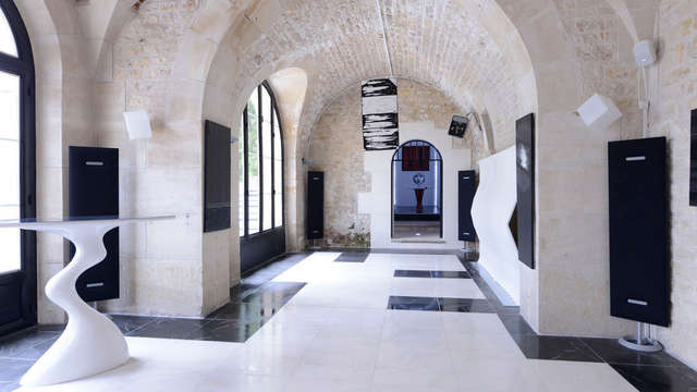 Art Hotel Tours