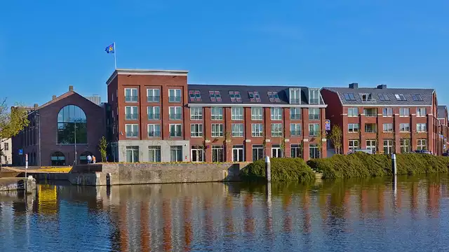 El encanto de Gouda: Descubre la ciudad y disfruta de quesos locales