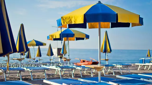 Vacaciones de sol y mar para 2 personas en Liguria con desayuno incluido
