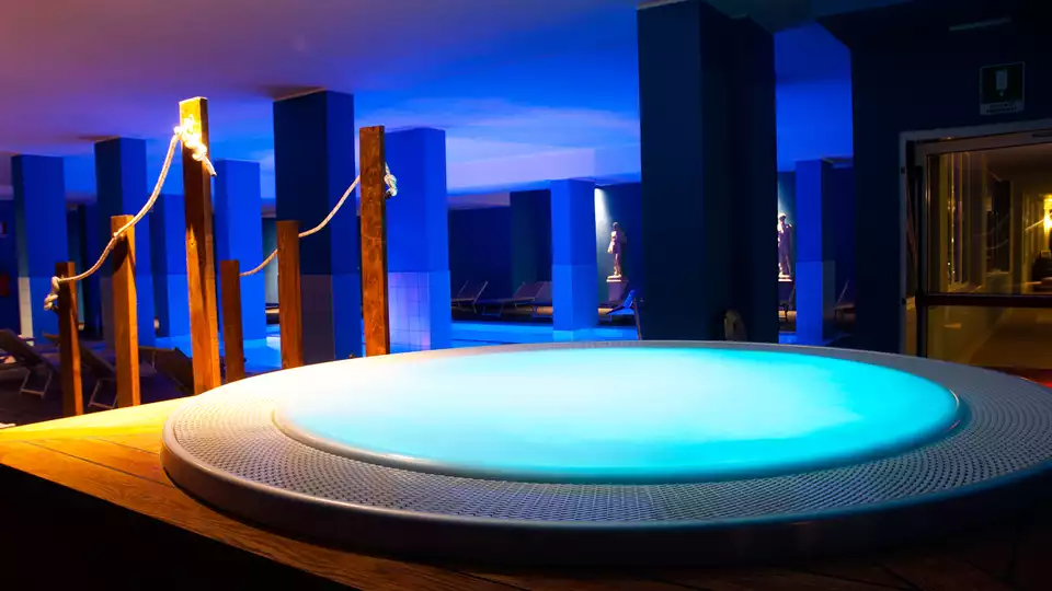 Escapada con cena y spa en la costa de Liguria desde noches