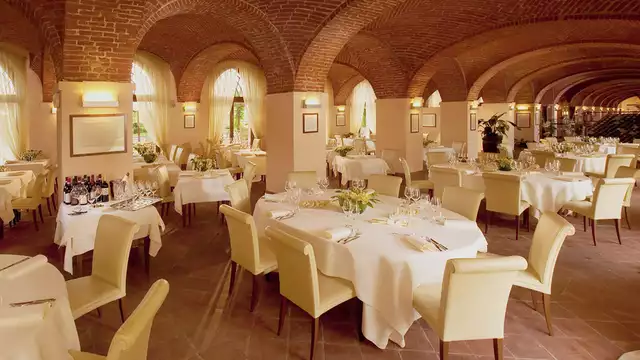 Offre dans les Langhe à l’hôtel 4* avec dîner dégustation et entrée au musée du vin