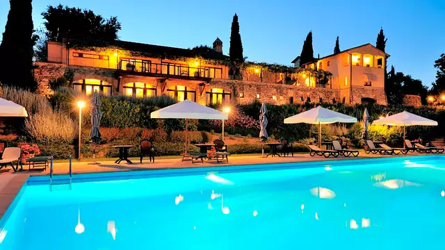 Estancia en Perugia, en una junior suite, con desayuno y masaje incluidos