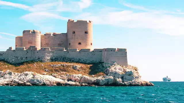 Séjour à Marseille avec dîner et billets pour le château d'If