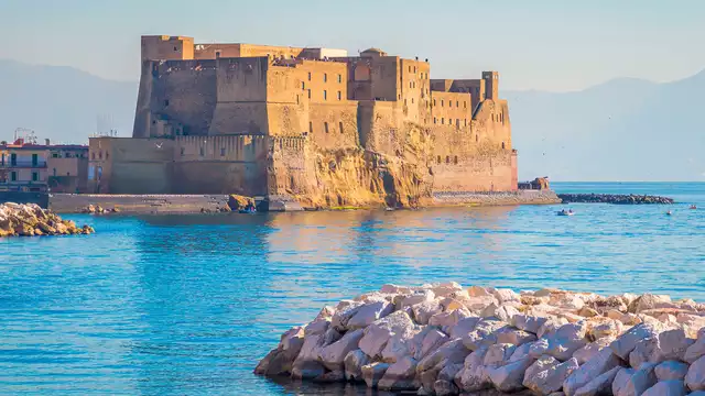 Séjour à Naples en famille ou entre amis en chambre triple