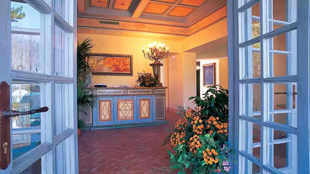 Vacanza a Roma in hotel di charme nel cuore dei Castelli Romani con camera superior