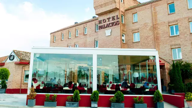 Escapada romántica y relax con acceso a centro spa cercano al hotel