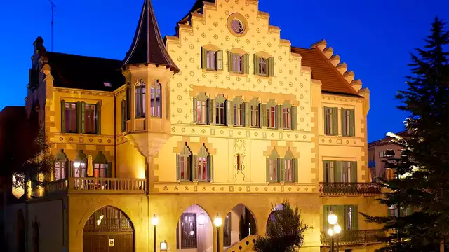 Escapada deluxe: junior suite con hidromasaje, cena, masaje en pareja y acceso spa en Solsona