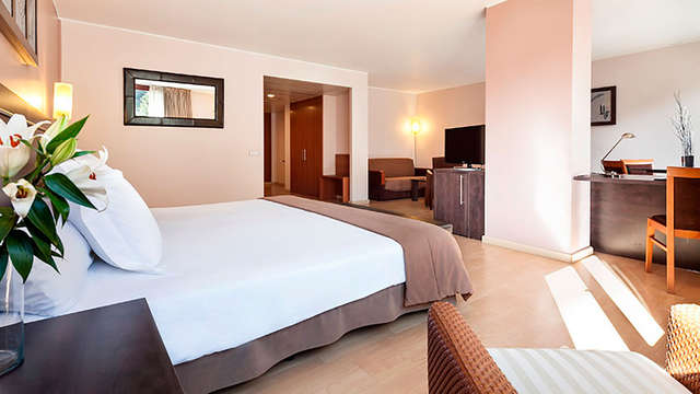 Acta Arthotel