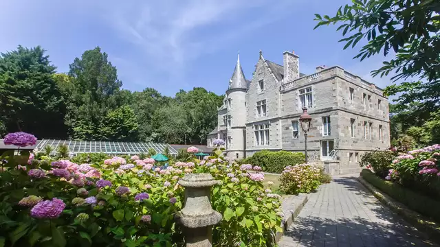 Chateau du Val