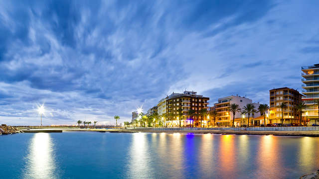 ¡Ofertón en primera linea de mar! Pensión completa en Torrevieja (desde 2 noches)